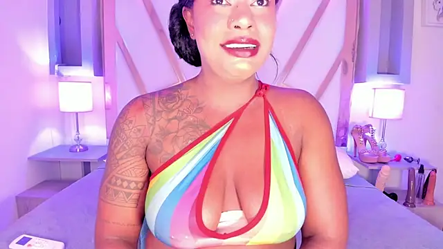 Snapshot of paulina_ruiz_777 chatting on November 13, 3:55 pm paulina ruiz 777 online show from November 13, 3:55 pm