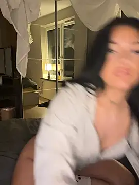 Gabbyys online show from April 8, 7:25 pm