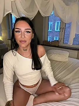 Gabbyys online show from April 26, 6:49 pm