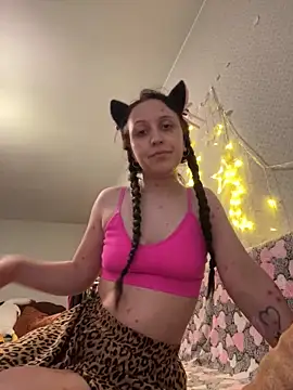 Kylie Murr online show from April 6, 1:25 am