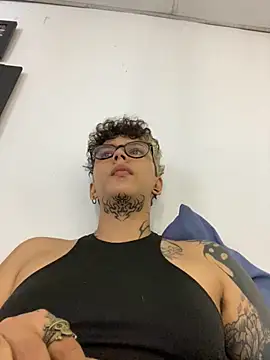 Abby Evanns1 online show from November 15, 3:52 pm