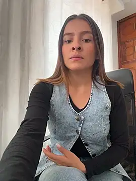 Talia Bonet online show from March 27, 4:18 pm