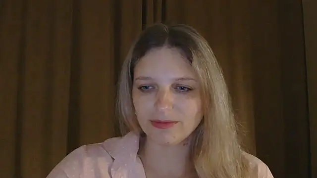 ElisSky301 online show from April 19, 8:33 pm