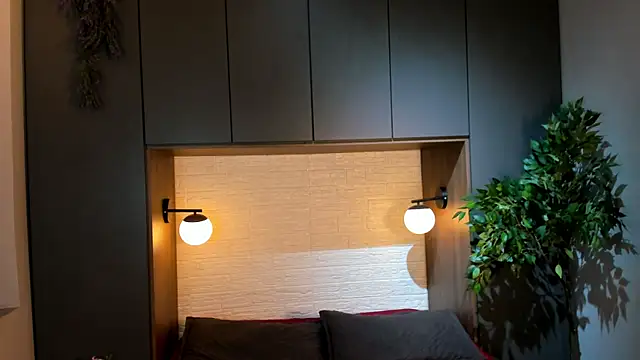 Snapshot of Lil_James chatting on November 28, 7:49 pm Lil James online show from November 28, 7:49 pm