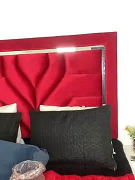 Snapshot of NataliaaMiller_ chatting on November 6, 12:50 pm NataliaaMiller online show from November 6, 12:50 pm