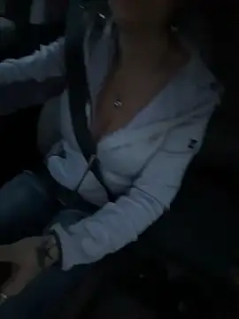 GoddesslaylaX online show from November 6, 7:20 am