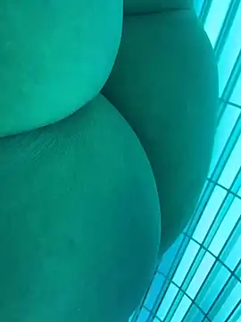 gatitalocahot online show from March 18, 6:44 pm