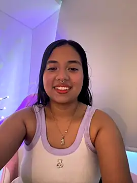 Snapshot of aly_nicols chatting on October 24, 10:17 pm aly nicols online show from October 24, 10:17 pm