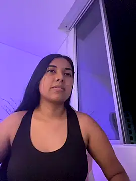 Snapshot of aly_nicols chatting on November 18, 6:07 am aly nicols online show from November 18, 6:07 am