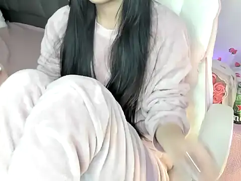 NewMoon2x online show from January 17, 6:44 pm