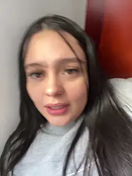 Selena Roa online show from April 14, 2:45 pm