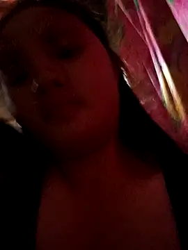 Snapshot of model-sexxy chatting on October 21, 6:14 am model-sexxy online show from October 21, 6:14 am