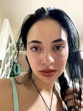 Snapshot of Chuchii05 chatting on November 6, 5:03 pm Chuchii05 online show from November 6, 5:03 pm