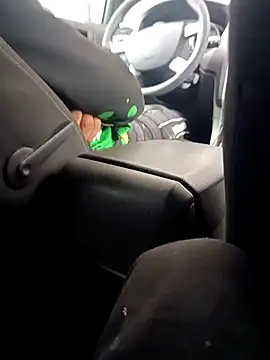 Adrian987Gg online show from October 24, 10:33 am