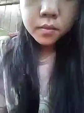 Snapshot of Quynhsumon chatting on October 28, 2:15 am Quynhsumon online show from October 28, 2:15 am