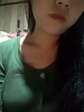 Snapshot of Quynhsumon chatting on October 31, 1:01 pm Quynhsumon online show from October 31, 1:01 pm