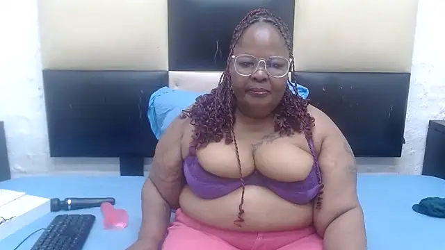 MatureMilfxxx online show from November 23, 4:34 am