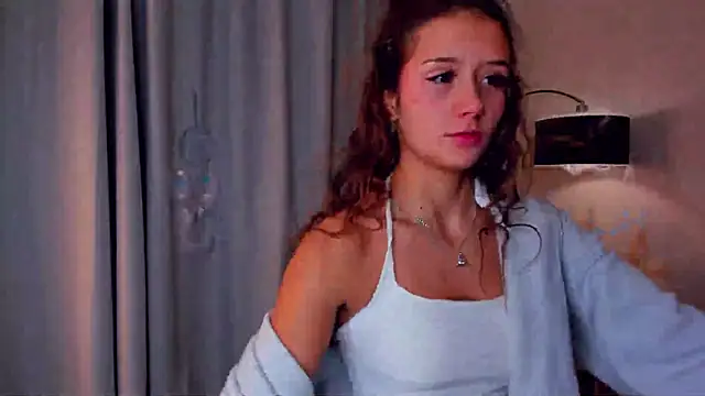 Snapshot of KeshaRachi chatting on November 5, 1:05 am KeshaRachi online show from November 5, 1:05 am