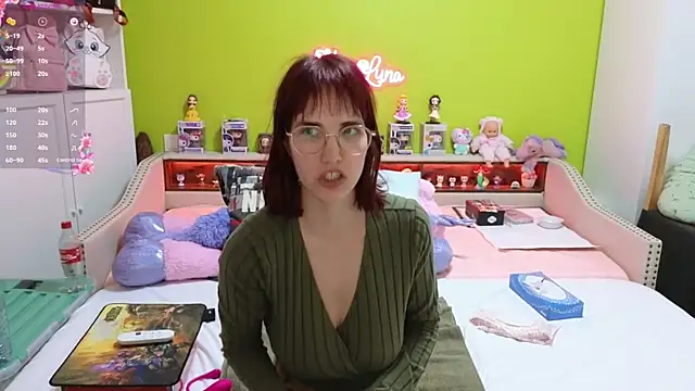  HeraLuna  online show from February 20, 9:37 pm