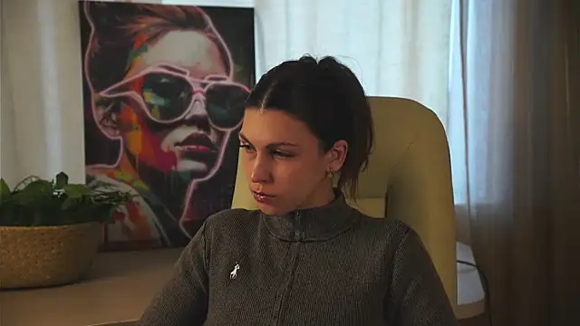 KristySuto online show from October 22, 6:02 am