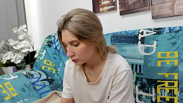 Tenderly Sophie online show from March 2, 1:19 am