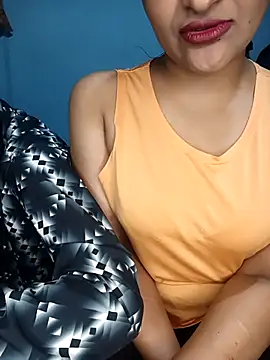 CoupleShow 432 online show from November 30, 4:33 pm