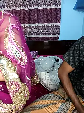 CoupleShow 432 online show from February 7, 10:08 am