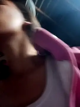 Snapshot of Karin-n chatting on October 30, 1:18 am Karin-n online show from October 30, 1:18 am