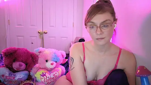 daddysprincess731 online show from April 16, 2:56 am