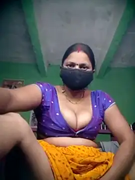 QRESABABY online show from November 10, 2:05 pm