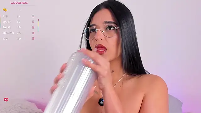 Sophie Duarte online show from February 24, 3:10 pm