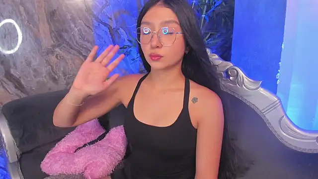 sydney miller  online show from March 7, 11:24 pm