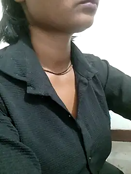 Rinki hoty online show from November 1, 4:20 pm