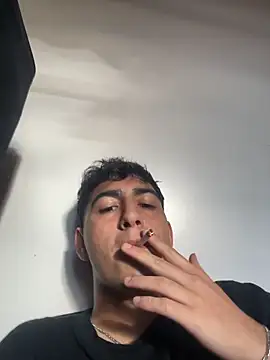 Snapshot of Gduende7 chatting on November 28, 8:33 pm Gduende7 online show from November 28, 8:33 pm