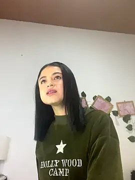 Snapshot of Evelinmiller97 chatting on October 30, 12:34 am Evelinmiller97 online show from October 30, 12:34 am