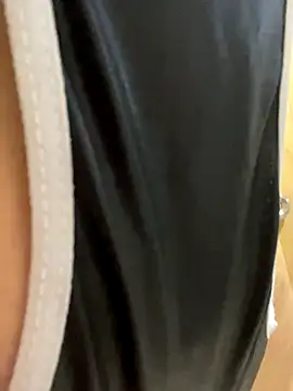 Snapshot of Evelinmiller97 chatting on November 11, 9:04 pm Evelinmiller97 online show from November 11, 9:04 pm