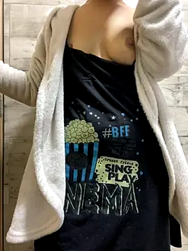 Snapshot of Evelinmiller97 chatting on December 3, 12:03 pm Evelinmiller97 online show from December 3, 12:03 pm