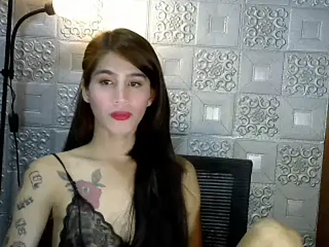 Snapshot of KeraMitenaa chatting on February 17, 1:29 pm KeraMitenaa online show from February 17, 1:29 pm