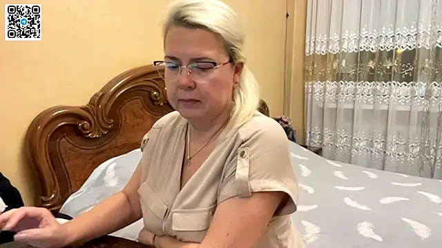 Snapshot of Galatea_2025 chatting on November 30, 5:39 pm Galatea 2025 online show from November 30, 5:39 pm