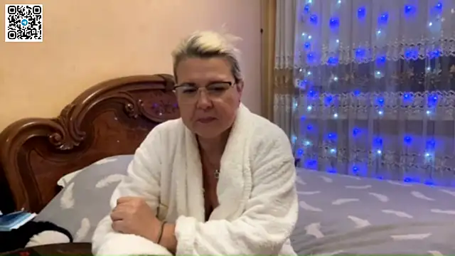 Snapshot of Galatea_2025 chatting on December 3, 6:06 pm Galatea 2025 online show from December 3, 6:06 pm