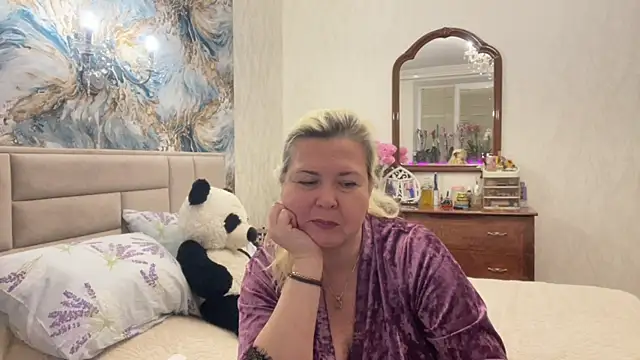 Snapshot of Galatea_2025 chatting on April 30, 8:57 pm Galatea 2025 online show from April 30, 8:57 pm