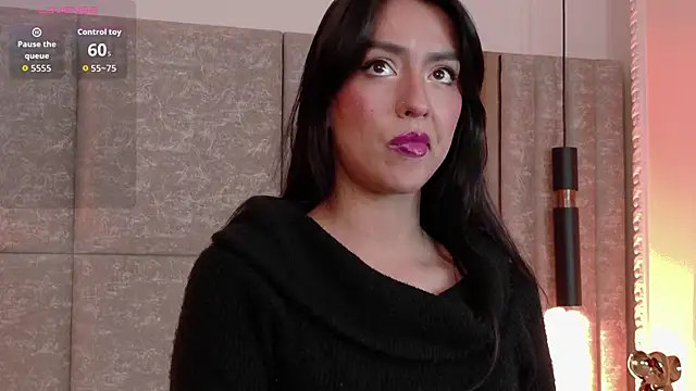 Snapshot of Penelope-Cross chatting on November 28, 1:47 pm Penelope-Cross online show from November 28, 1:47 pm