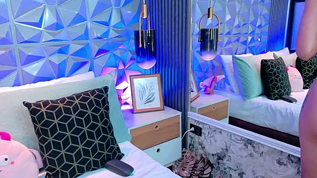 AdelineJhones online show from March 21, 2:31 pm