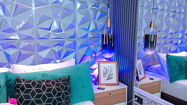 AdelineJhones online show from April 17, 2:42 pm