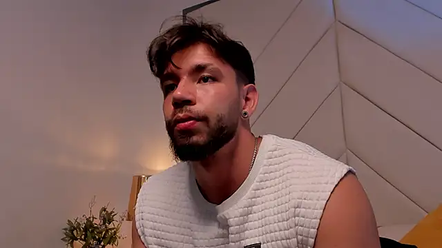 JACKSON STIFLER online show from February 6, 11:08 pm