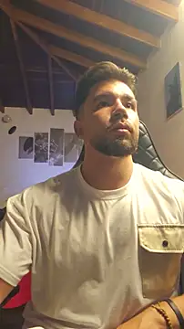 Snapshot of JACKSON_STIFLER chatting on May 22, 3:28 pm JACKSON STIFLER online show from May 22, 3:28 pm