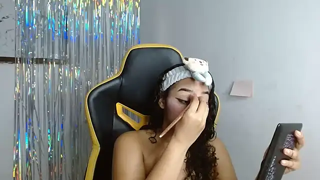 emily stars1 online show from December 21, 10:39 pm