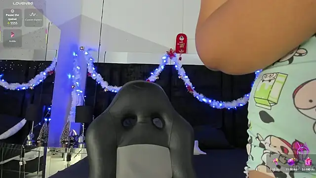 EmmadaSilva online show from December 20, 3:19 pm