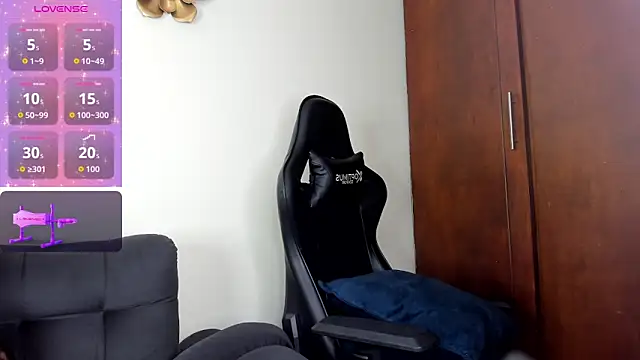 Snapshot of Amira_princess chatting on November 18, 6:56 pm Amira princess online show from November 18, 6:56 pm