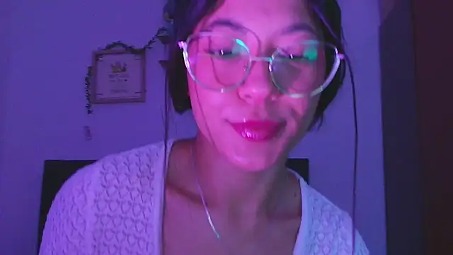 Snapshot of LissyM chatting on November 23, 11:54 am LissyM online show from November 23, 11:54 am